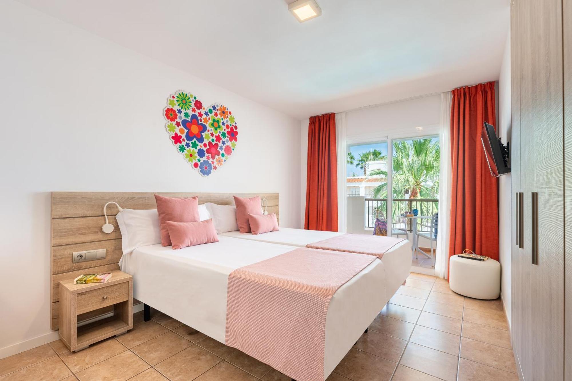 Hotel Vibra Bossa Flow - Adults Only Playa d'en Bossa Exteriér fotografie